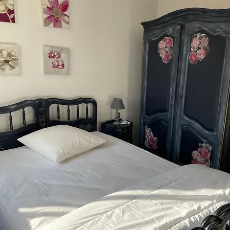 Des Brimbelles La Neuveville-Devant-Lepanges