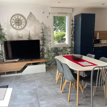 Des Brimbelles Semesterbostad