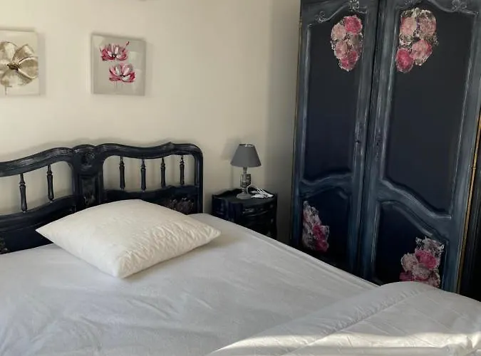 Des Brimbelles La Neuveville-Devant-Lepanges